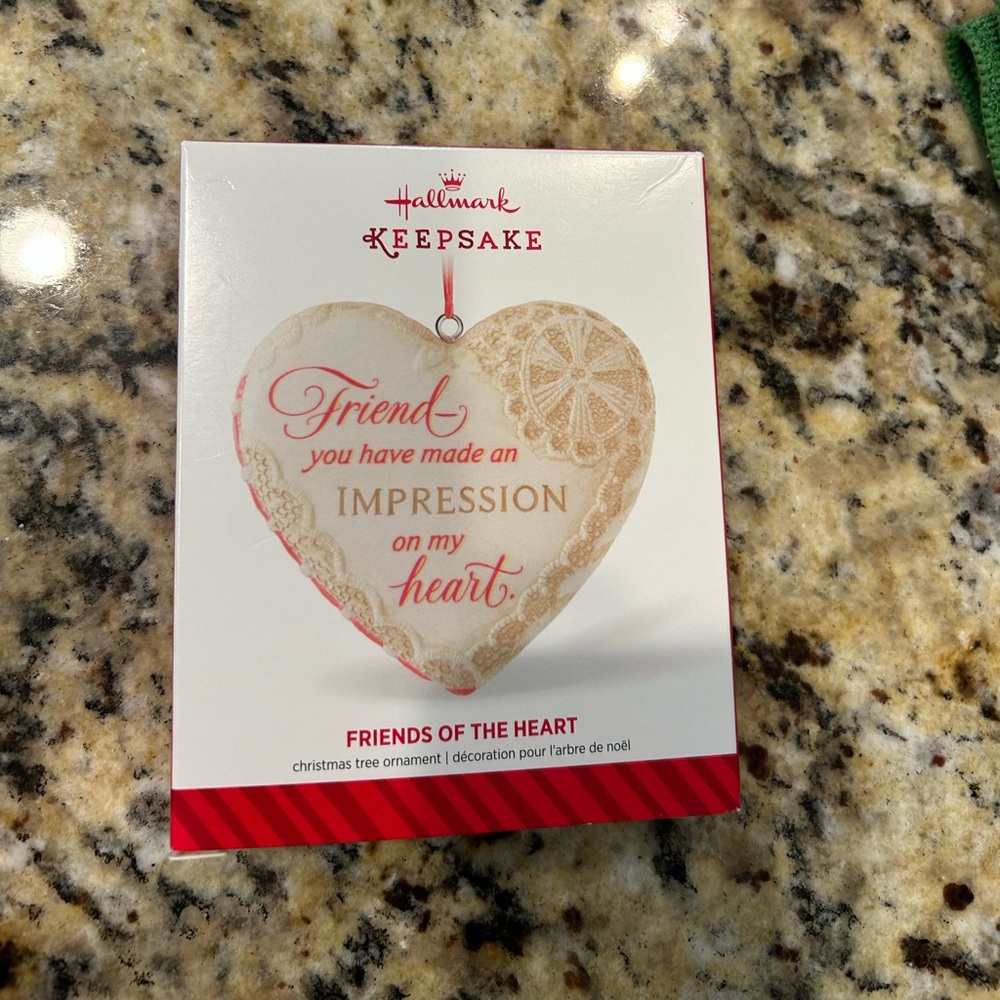 Hallmark Keepsake Friends Heart Ornament - NEW